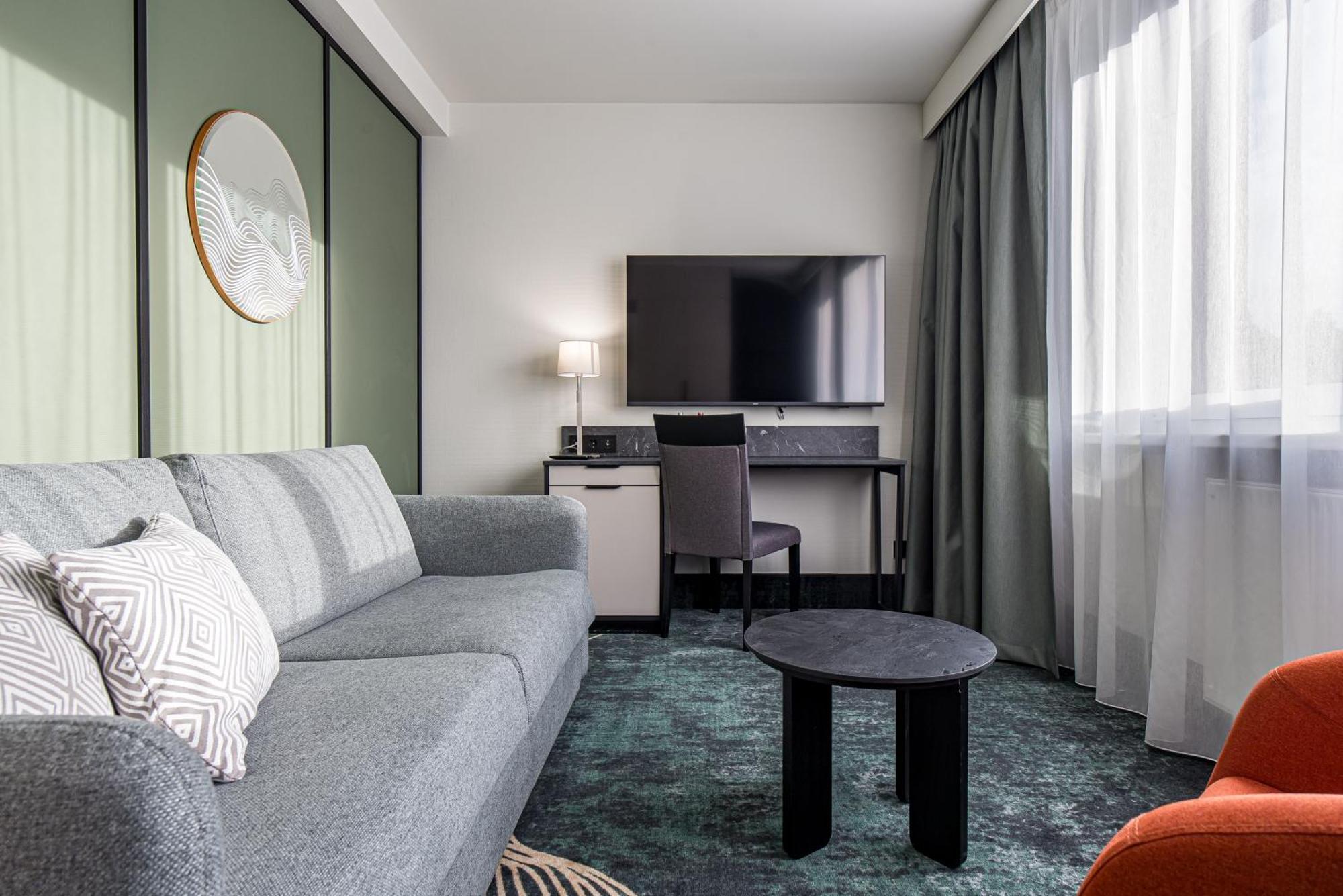 Mercure Vanagupe & 5*